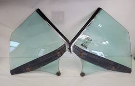 7670162 Oem 1967-68 Cadillac Deville Convertable Lt &rt 1/4 Panel Glass Gm