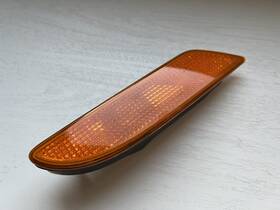 A2218850214 Oem 2007-2009 Mercedes W221 S550 Front Right Side Marker Turn Signal Light Lamp