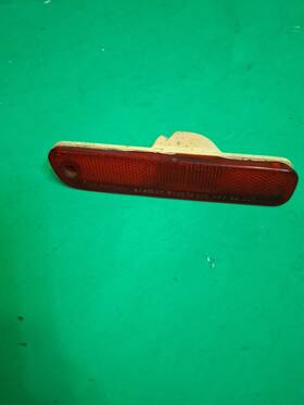 J30a1 Oem 98-02 Honda Accord Rear Back Bumper Marker Reflector Light Rh Side J30a1 Oem 98-02 Honda Accord Rear Back Bumper Marker Reflector Light Rh Side
