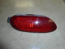 168.gm3w01 Oldsmobile Driver Left Rear Marker Light From Back Fits 01 Aurora 178065