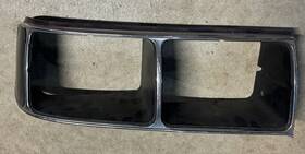 22527842 Oldsmobile 22527844 1985 1987 Olds Cutlass Ciera Head Light Bezel Right Rh Read Broken