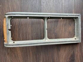 551760 Oldsmobile 1976 Olds 88 Head Light Bezel Rh Right Surround Trim Eighty Eight Oem 76