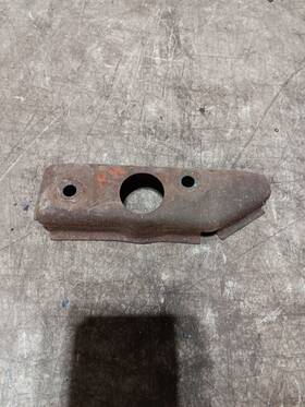 5962473 Oldsmobile 1970 - 1972 F-85 Cutlass Supreme Side Marker Retainer Rh