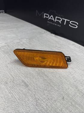 95b945120 Original Equipment Group Oeg-3687 Oem Passenger Right Side Marker Light Porsche Macan 2015-2022