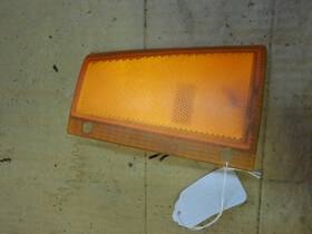 4174110 Plymouth 1981 - 1984 Fits Reliant Right Passenger Marker Signal Light