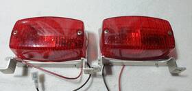 306-25 Pm 2 - Vintage Red Lens Marker Wire Hole Lights Working
