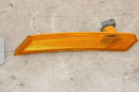 25774950 Pontiac 2006-2009 Solstice Front Right Marker Light Oem Hb125