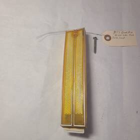 5947110 Pontiac 5947109 1977 Gran Prix Light Marker Lamp Driver Front 77 Gm Oem 5947110 Pontiac 5947109 1977 Gran Prix Light Marker Lamp Driver Front 77 Gm Oem