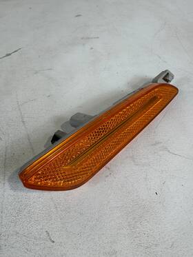7p5945128 Porsche 2015-2018 Cayenne Front Bumper Right Side Marker Light Lamp Oem