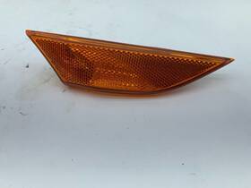 99163115602-24160 Porsche 2012-2016 911 991 Boxster Cayman Side Marker Light Right Passenger
