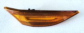 991.631.258.05 Porsche 99163125805 Oem Rh Amber Side Marker