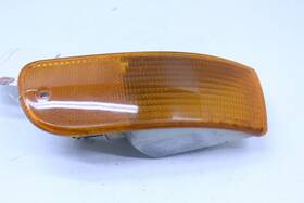 99363107200-w2985 Porsche 1995-1998 911 993 Front Turn Signal Light Right Passenger 99363107200-w2985 Porsche 1995-1998 911 993 Front Turn Signal Light Right Passenger