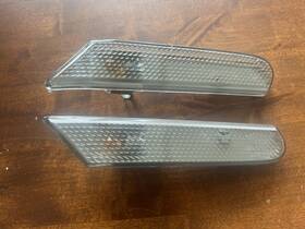 996-631-044-02 Porsche 996-631-043-02/996-631-044-02 Genuine Clear Side Marker Light Set For 996 And Boxter 986