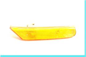 99663103401 Porsche 97-04 Boxster Right Passenger Side Turn Indicator Light Marker Lamp Oem
