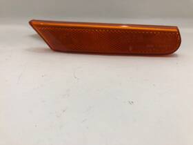 99663103801-24211 Porsche 1997-2004 911 996 Boxster 986 Side Marker Light Right Amber