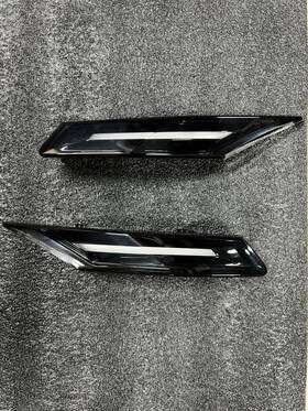 Porsche 9j0 953 041 Taycan Cross Turismo 2022 2024 Oe Clear Side Marker Set Pre-owned