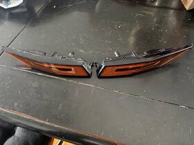 9j0945062b Porsche 9j0945061b/ Taycan Right And Left Front Led Marker Reflector Turn Signal Light Lens