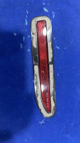 9j1945105c Porsche 9j1945103c 2020-2023 Taycan Upper Rear Left Bumper Reflector