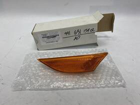 Po2550103 Porsche 2012-2016 Posche 991 911 Driver Front Bumper Turn Signal Marker 631 157 02 Po2550103 Porsche 2012-2016 Posche 991 911 Driver Front Bumper Turn Signal Marker 631 157 02