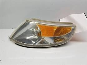 116-59316a Saab Corner/park Light Side Marker Fender Mounted Fits 99-00 9-5 200126 116-59316a Saab Corner/park Light Side Marker Fender Mounted Fits 99-00 9-5 200126