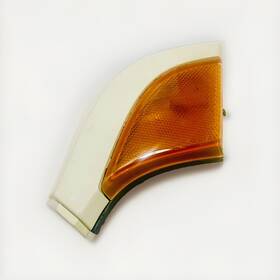 Saab 166923958198 2006 - 09 9-5 Right Front Corner Light / Side Marker Lamp Oem