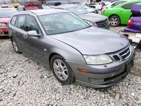 546290 Saab Used Side Marker Light Assembly Fits 2006 9-3 Bumper Moun