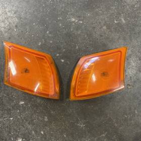 Gm283-u000l Saturn 2002-2005 Vue Lh And Rh Front Corner Parking Marker Light Lamps Used 73685