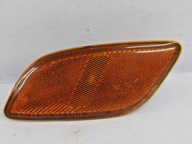 22009r Subaru 2002-2003 Impreza Fender Side Marker Light Rh Oem Passenger