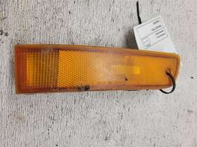 116-58383l Toyota Camry Driver Corner/park Light Park Lamp-turn Signal Outer 1992-1994 Oem