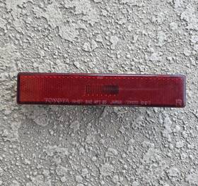 14-157r Toyota 86 - 92 Supra Oem Right Rear Side Marker Light