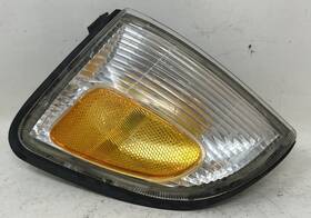 Toyota 889521023091 1997-2000 Tacoma Right Front Corner Marker Light Oem Toyota 889521023091 1997-2000 Tacoma Right Front Corner Marker Light Oem