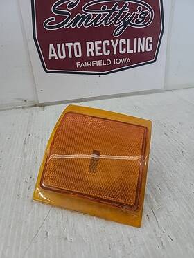 18-3191b Tyc 1994-2002 Chevrolet Side Marker Light Part# 18-3191