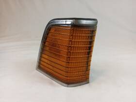 Volkswagen 321945052b 1978-1981 Vw Dasher Right Rh Passenger Marker Park Light Turn Signal
