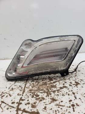 312785579 Volvo Passenger Corner/park Light S60 Fits 11-13 60 Series