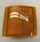 94-98 Chevrolet Marker Light P/n 16519356 Right Silverado/tahoe/suburban Oem. Fixed Price $8.85.