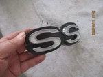 Nos 1971 Chevrolet Malibu Super Sport Grill Emblem-casting No. 3987006. Fixed Price $23.50.