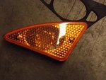 Paccar P54-1085R Kenworth Fend Turn-signal Light Right. Fixed Price $25.00.