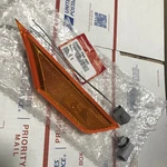 Genuine 16-21 Honda Civic Front Right Side Marker Lamp With Socket And Pigtail. Fixed Price $40.00.