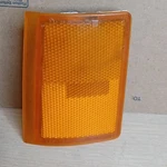 1988-1994 Chevy Gmc 1500 2500 Front Right Turn Signal Marker Lenses Oem W/ Nuts. Fixed Price $13.49.