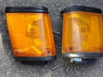 1983-84 Toyota Camry V10 Front Left Corner Signal Light Pair 32-17L 32-17R Oem. Fixed Price $98.97.